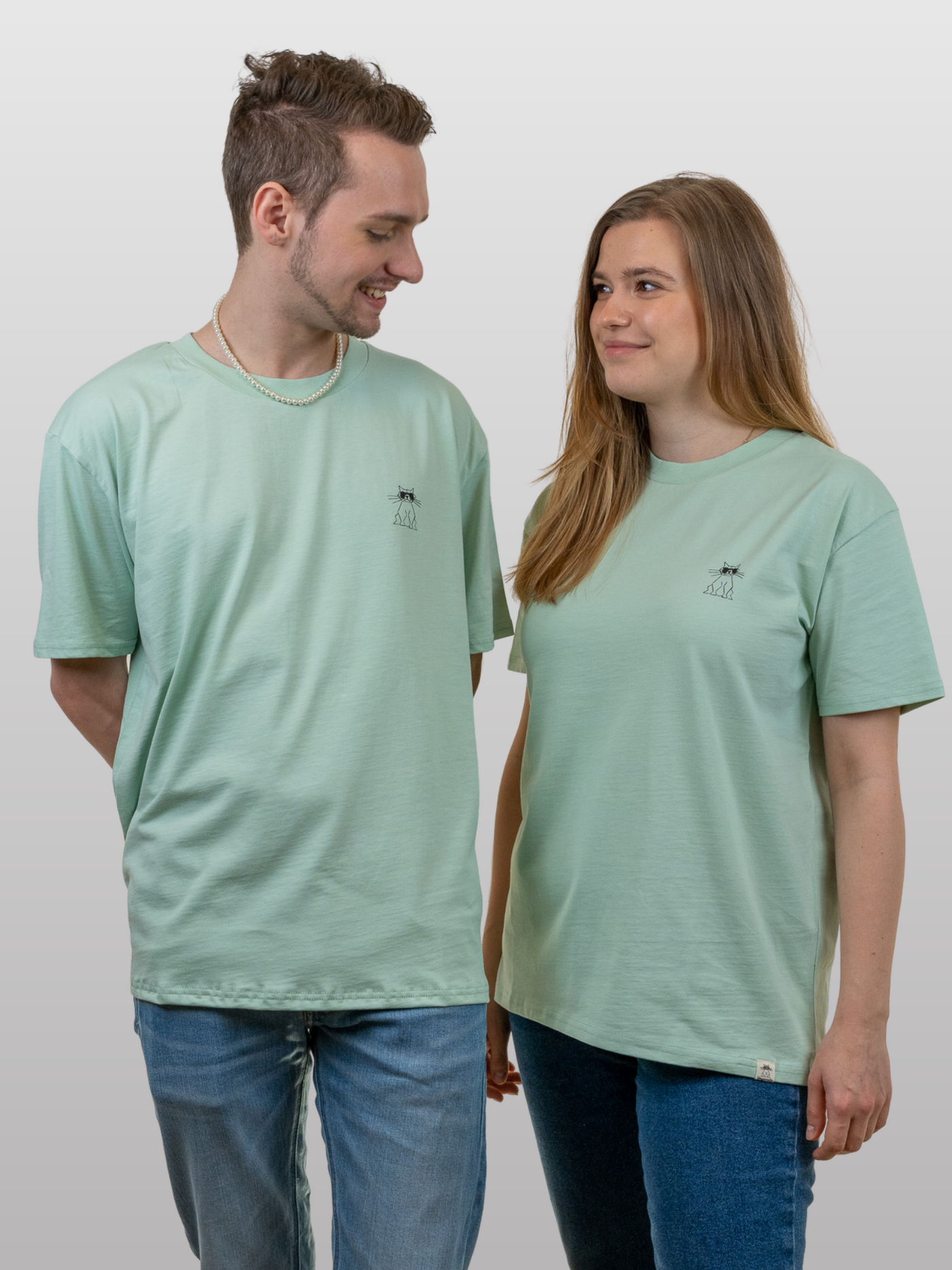 Unisex Oversized T-Shirt Cool Cat Grayed Jade