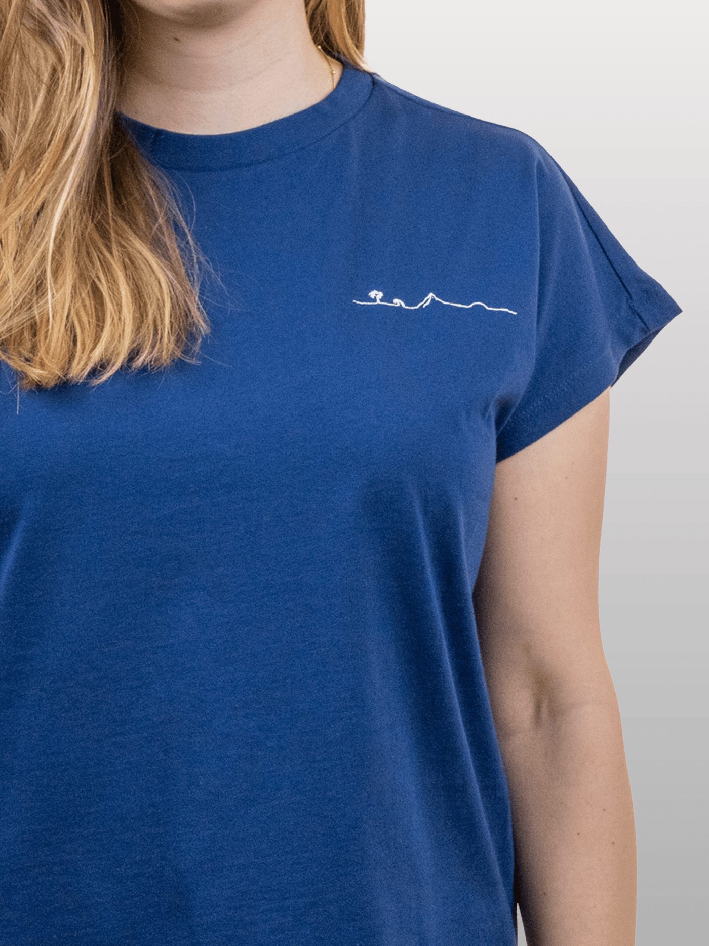 Women T-Shirt Short Sleeves Insel Ocean Cavern